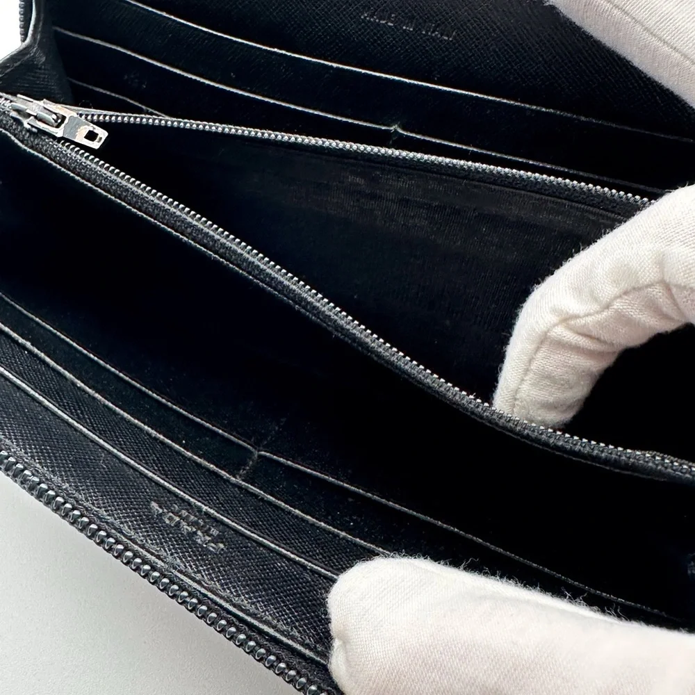 Prada Wallet W Box - Picture 9 of 12